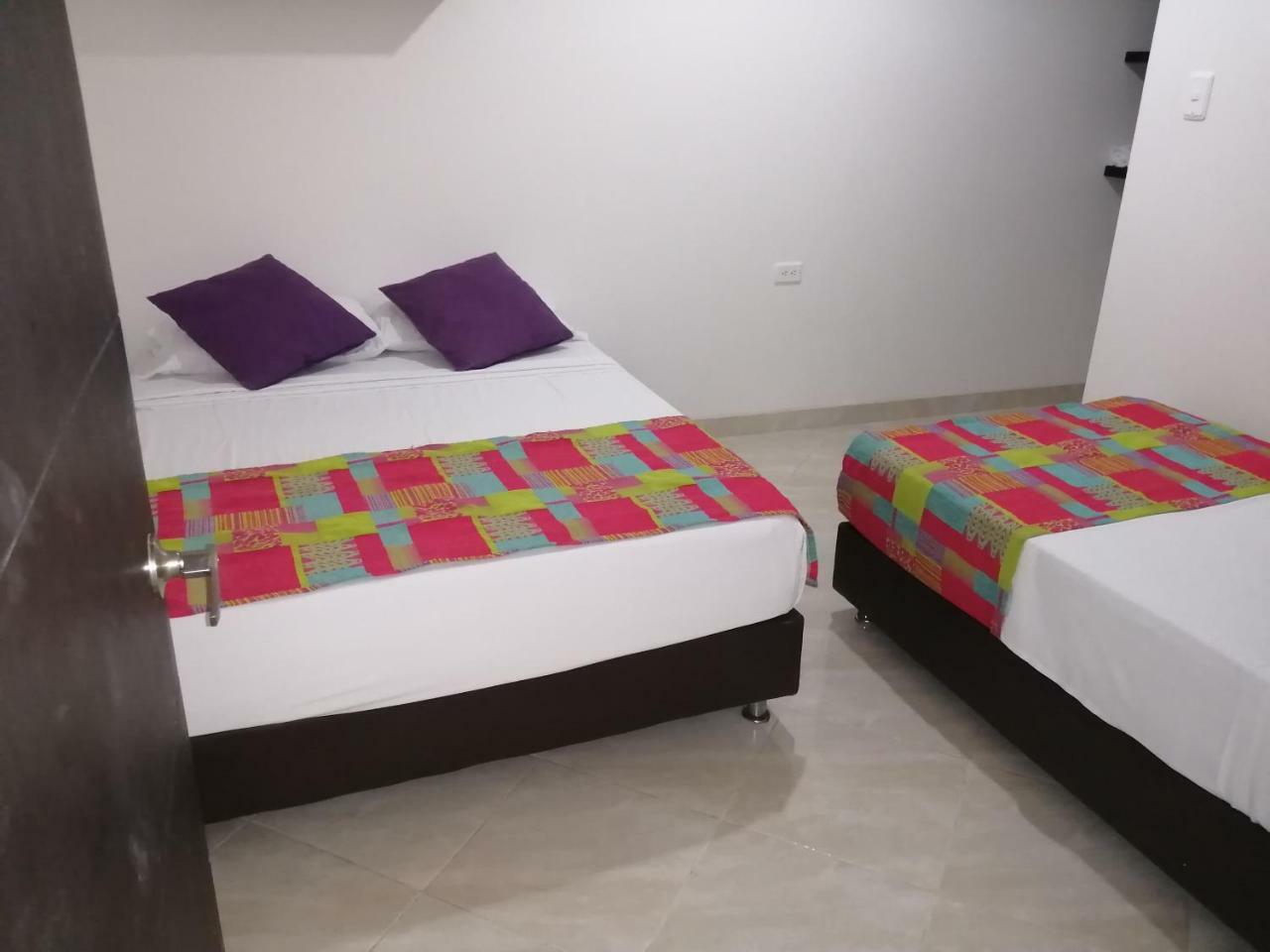 Hotel Oasis De La Tatacoa วิลญาเวียคา ภายนอก รูปภาพ