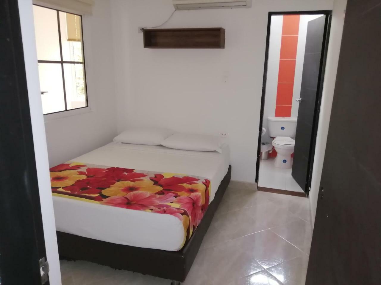 Hotel Oasis De La Tatacoa วิลญาเวียคา ภายนอก รูปภาพ